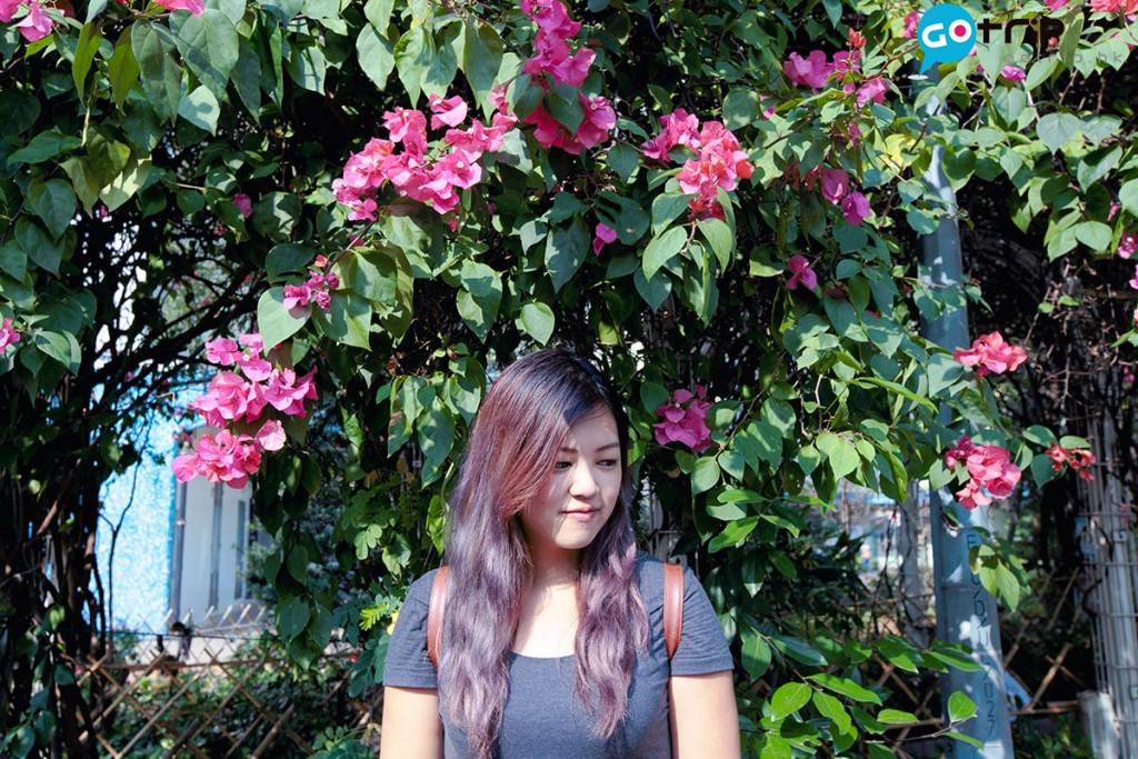南昌公園 幸好記者與攝影師身高都達170cm以上，所以能夠與高處的花合照。