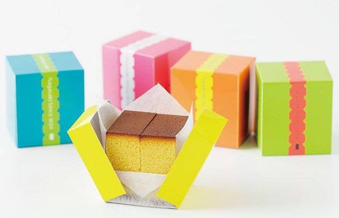 日本零食 色彩鮮豔的小包裝蛋糕，用俐手信大方得體！