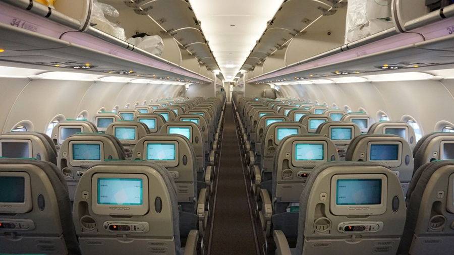 首爾航空 全經濟艙，採3+3座椅陣列，第9排以及第22排右邊則是2人位。