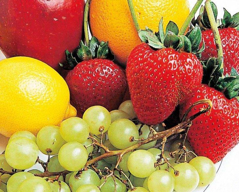 減肥餐單 水果含有豐富的維生素C、維生素A以及各種人體必需的礦物質，而且還具有抗氧化營養素，可幫助對抗老化！