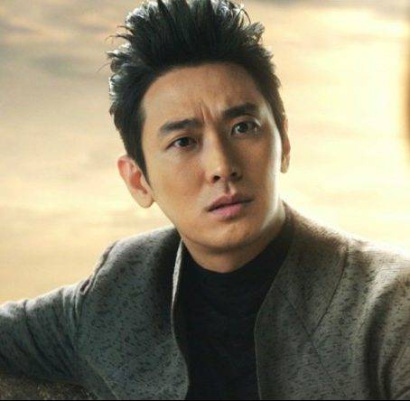 韓星醜聞 2017年上映的《與神同行》，朱智勛的演出令人眼前一亮，谷底反彈！