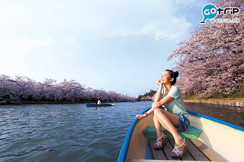 2019 公眾假期 一邊划船一邊在青森弘前城賞櫻，最是浪漫。