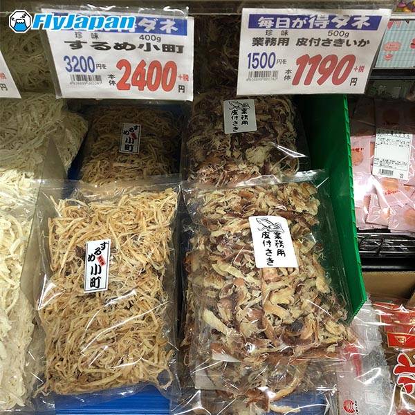 大阪 玉出 京都 超市 魷魚絲¥2,400/ 400克、連皮的魷魚乾¥1,190/ 500克