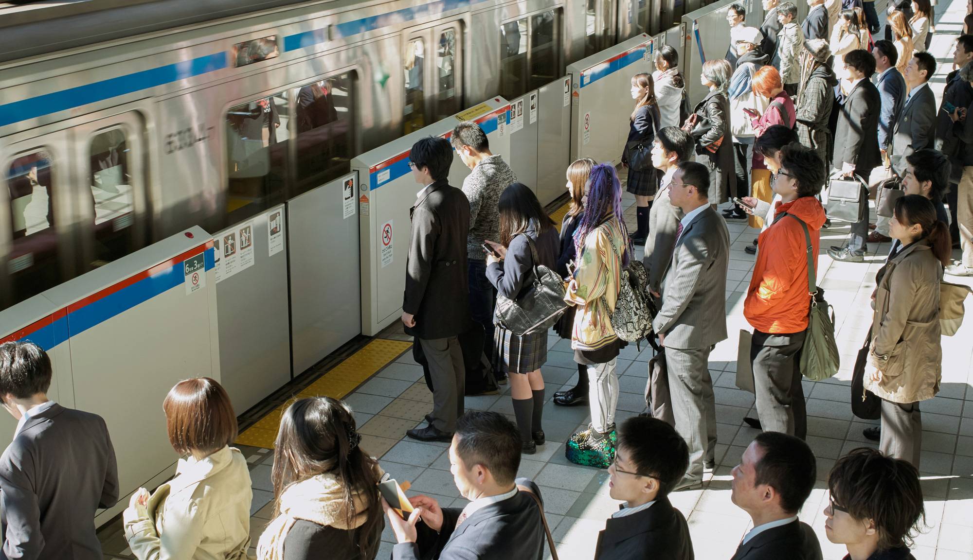 日本電車禮儀 排隊上車係喺日本搭電車嘅基本禮儀！