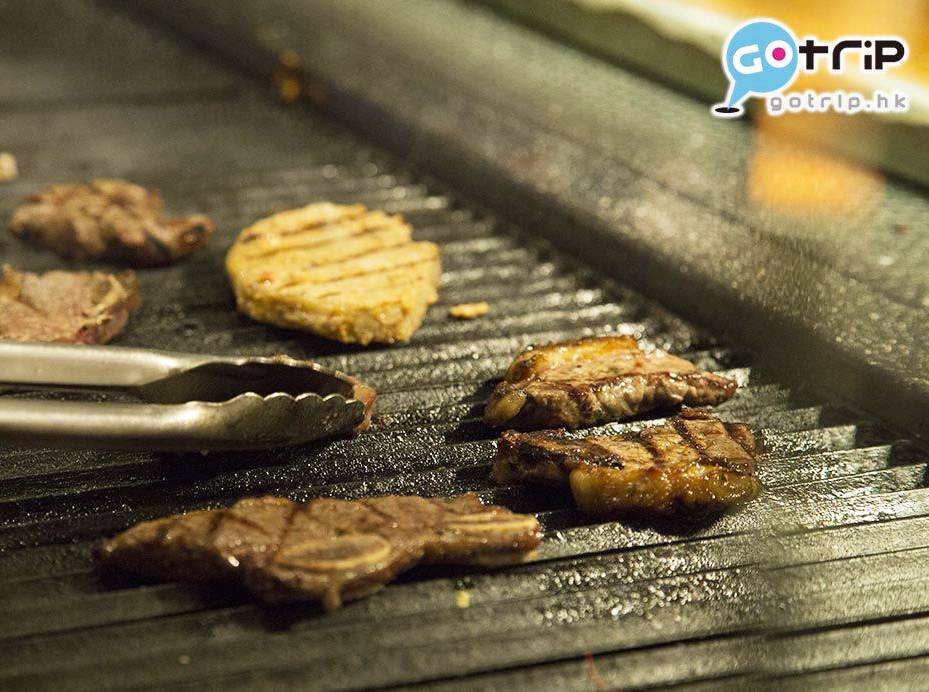 澳門美食2020 西冷扒的生熟程度也可由客人選擇，廚師掌控火候一流，肉汁鎖緊在西冷扒之中，必食！