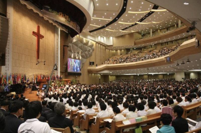 【新冠肺炎】首爾明城教會有牧師確診新型肺炎　曾參與2,000人禮拜會