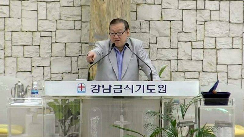 堅持禮拜仲唔畀戴口罩嘅原因 南韓教會認為肺炎係上帝審判