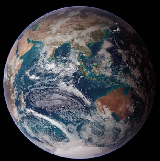 NASA觀測站20周年 網民票選最佳地球照片！
