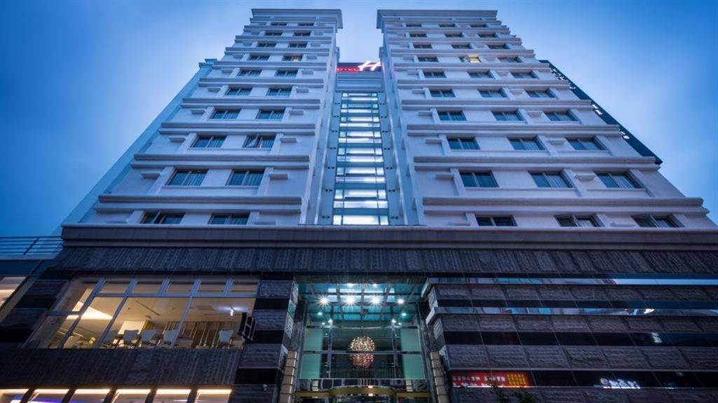 【猛鬼酒店實錄】嘉義市區高層數的酒店不多，Hotel Hi正是其中一間。