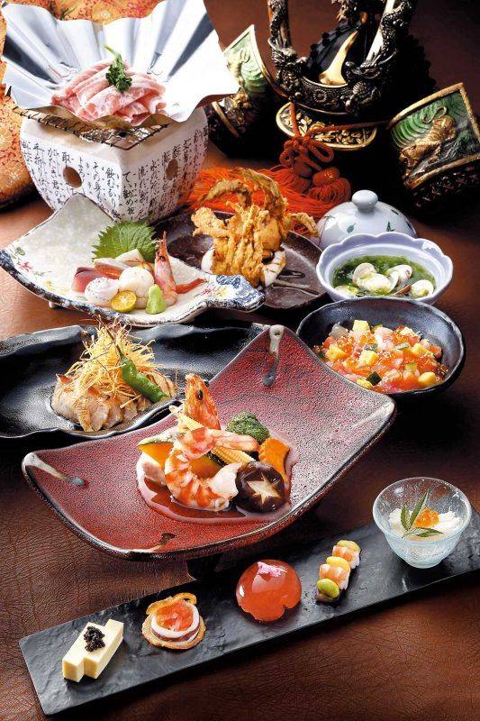 晚餐採用 omakase 形 式，以最新鮮的當地 漁港海鮮，配上宜蘭 三星蔥、櫻桃鴨 等，精緻抵食。