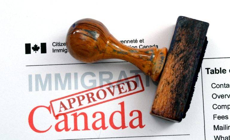 加拿大, 移民, 學生簽證, 工作簽證,EE, PNP,LMIA, 移民加拿大,