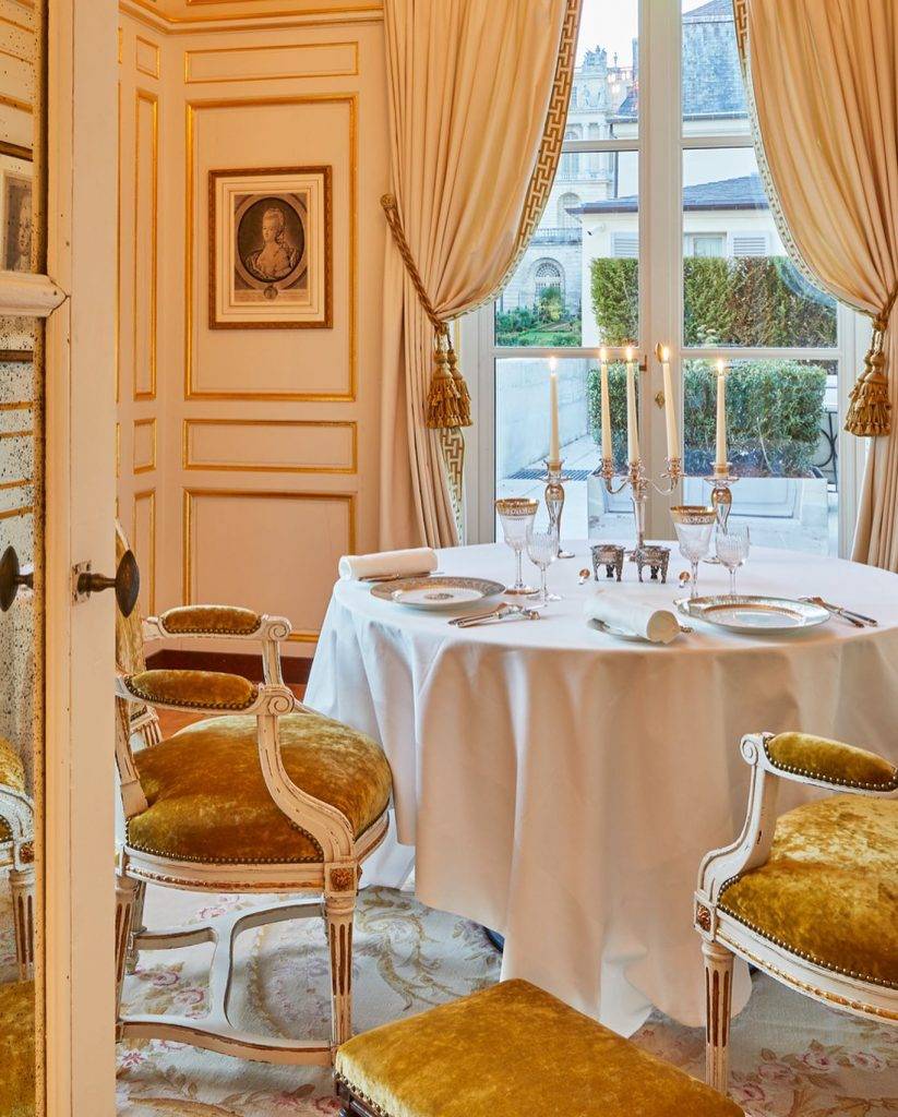 法國凡爾賽宮酒店 法國凡爾賽宮酒店亦加入星級的餐廳