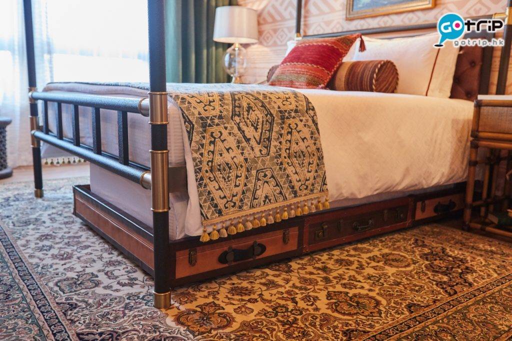 迪士尼探索家度假酒店 床為子母設計，入住客人較多時可以拉出下方床褥，亦可要求酒店安排增加床位。