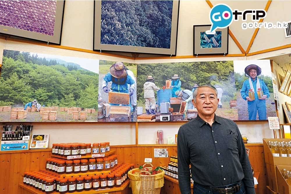 日本親子遊 店主西村隆作對於日本蜜蜂感到自豪。