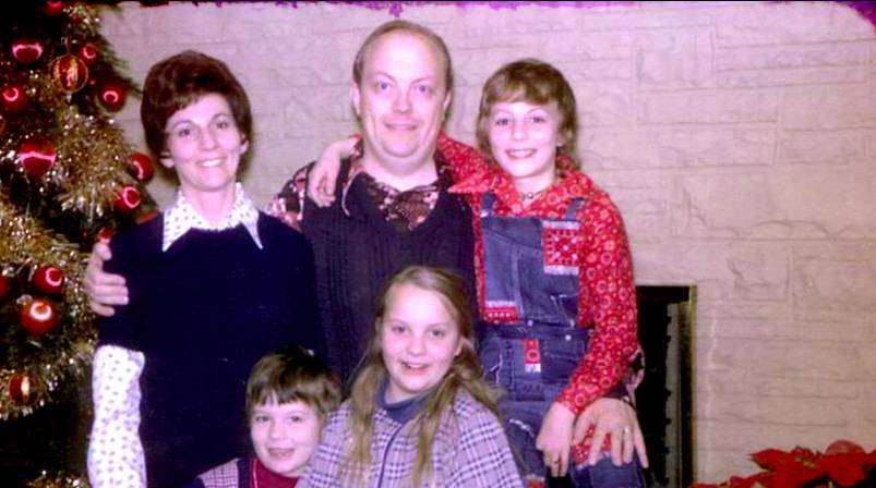 布博格家族家庭照（圖片來源：Netflix《與狼為鄰》）