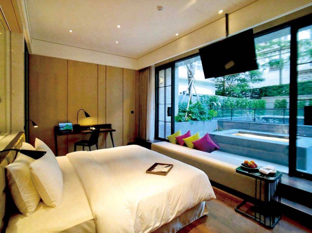台灣新酒店 「別墅」級的房種，面積超過900呎，更設有露天 jacuzzi。