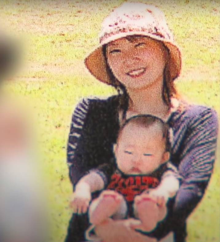 餓死5歲兒子 母親碇利惠與男童碇翔士郎合照 
