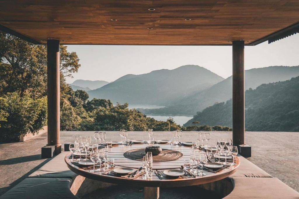 香港隱世Villa私房菜推介 不講誰會知道，在香港居然能夠攝到這片山明水秀的山林景色呢？
