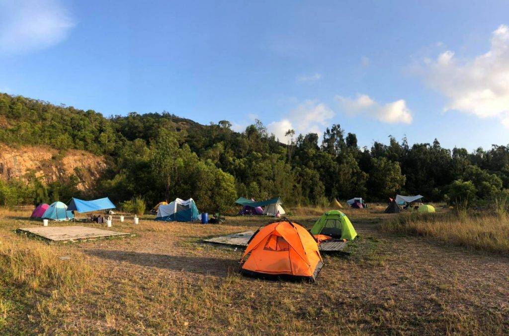 南丫島露營 【南丫島露營】可於營地租借營具，惟睡袋需自己攜帶。
