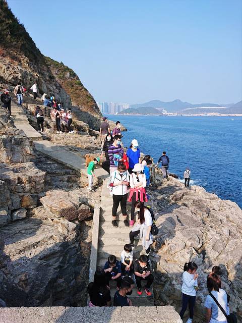 歌連臣角炮台 也有外國人及國際學校學生經此地去攀岩
