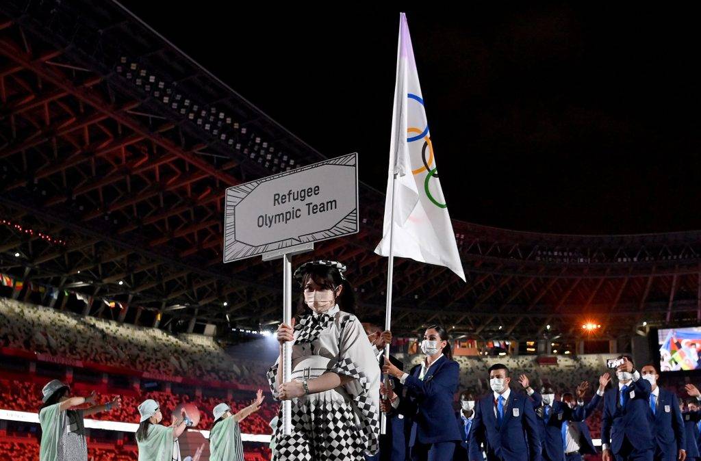2021東京奧運開幕禮 【2021東京奧運開幕禮】各國選手入場的國家名牌，亦特意增添日本動漫遊戲文化元素，似足漫畫草稿。