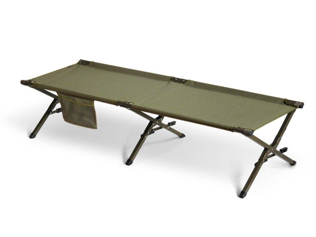 露營用品 EASY COT $1,650 只需1分鐘便可展開的摺疊 軍床，可承重150公斤。