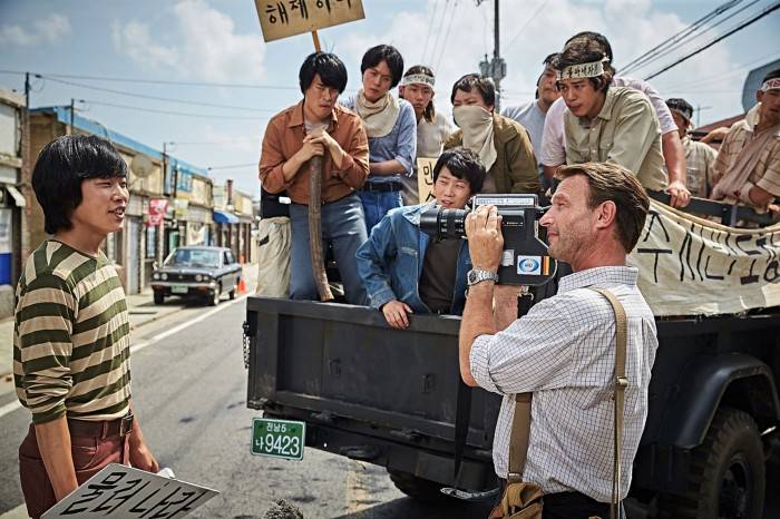 光州事件曾被翻拍成韓國著名電影《逆權司機》（圖片來源：電影《逆權司機》截圖）