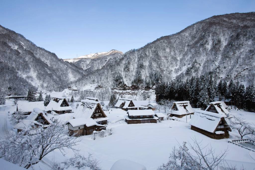 日本富山 ｜冬季限定絕景 雪國合掌屋村＋雪見溫泉 8大必看景點