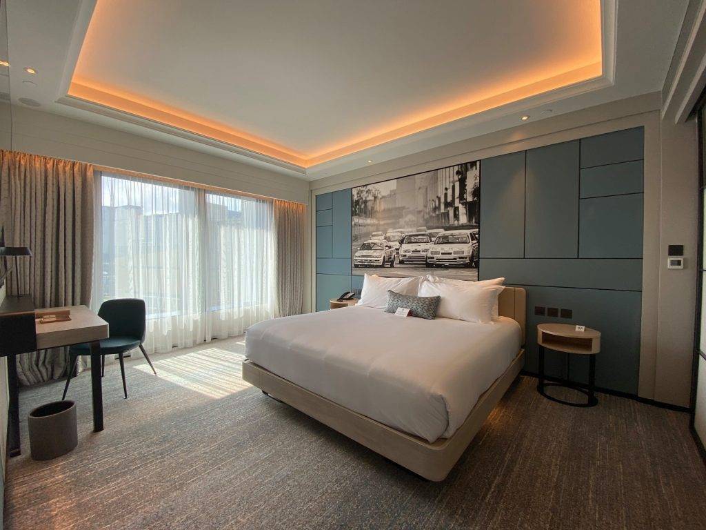 澳門酒店2022 客房設計典雅，富有澳門色彩，適合家庭客。