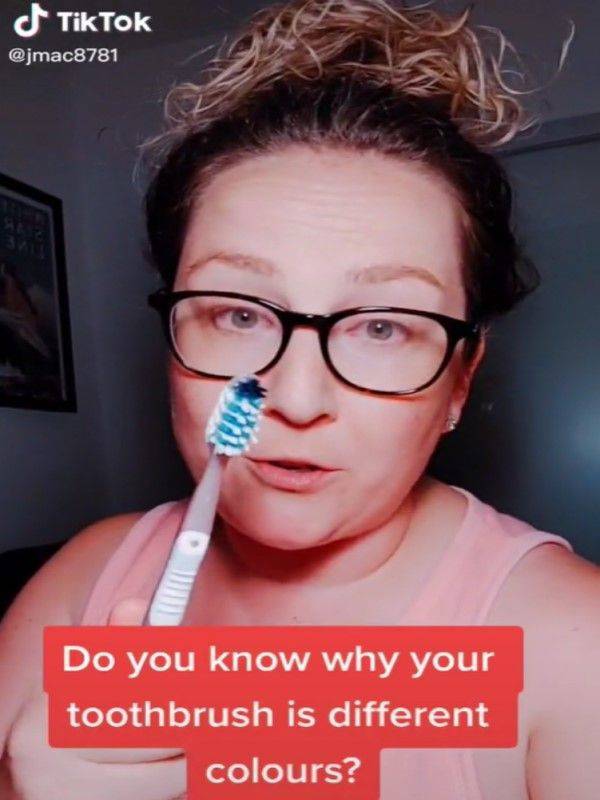 牙刷 加拿大女教師公開牙刷刷頭顏色的特別用途。