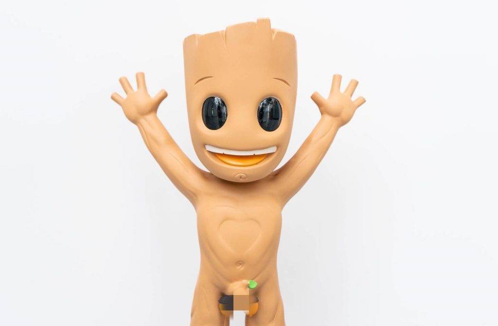 kkplus 不雅玩具 公仔出自法國二創設計師Juce Gace的「I AM WOOD 44CM EDITION」
