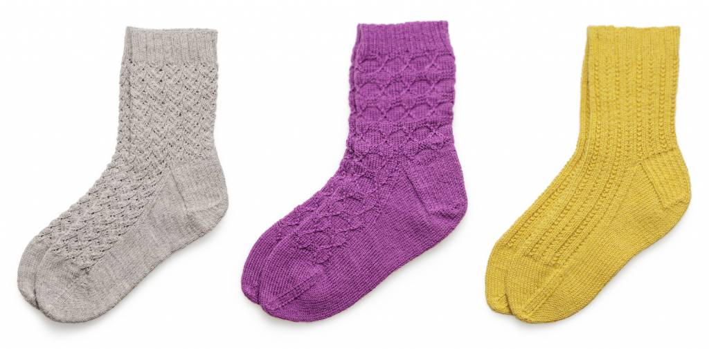 新襪 究竟新襪夾着一個「小銀夾」的用途是什麼？