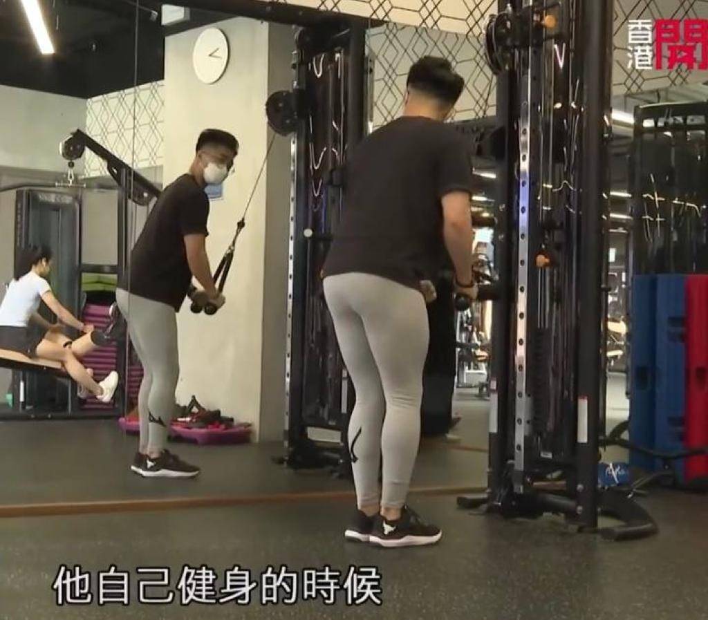 黃愷怡 瑜珈褲 男士瑜珈褲 途人反應大不同 健身教練Alvin平日有穿著緊身褲做運動的習慣