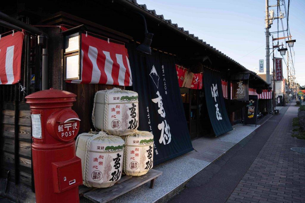 富士宮市 景點推介 酒造所所有的就都是使用富士山水釀造。