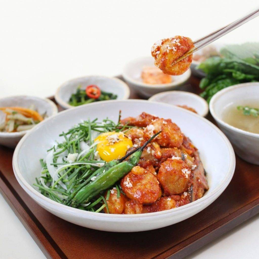 首爾美食 如果你想在江南區品嚐一下韓國家常菜，舞月食堂絕對是你的好選擇！