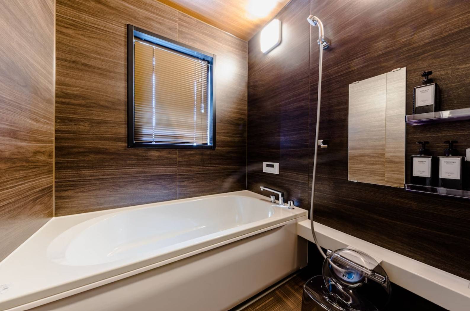 河口湖酒店 浴室也有浴缸