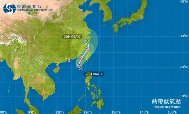 位於南海東北部的熱帶氣旋會在今明兩日在該區徘徊並逐漸增強，隨後轉往偏北方向移動，大致移向台灣海峽至廣東東部沿岸一帶