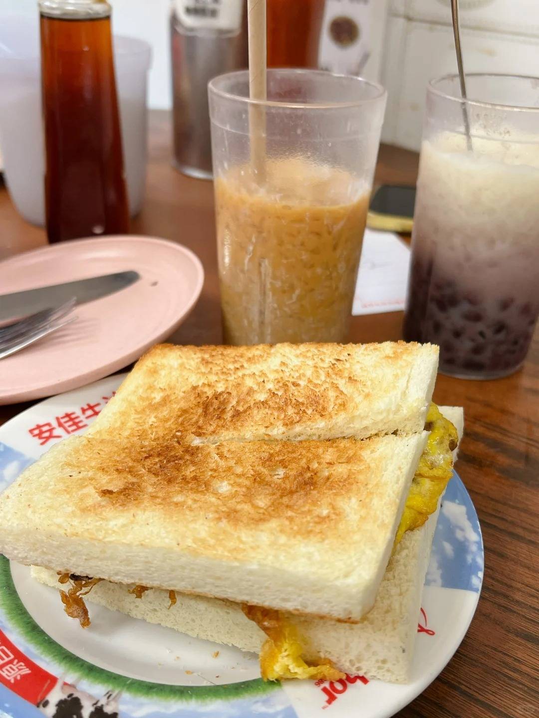 茶餐廳 烘底收費 (圖片來源:小紅書)