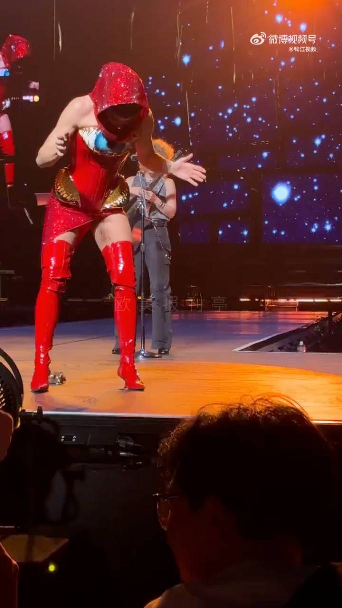 katy perry (圖片來源:微博@钱江视频)